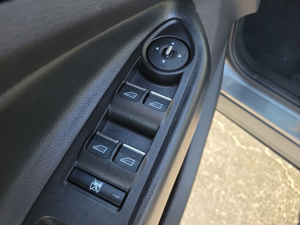 Used 2014 Ford Escape Titanium w/ Equipment Group 401A image 17