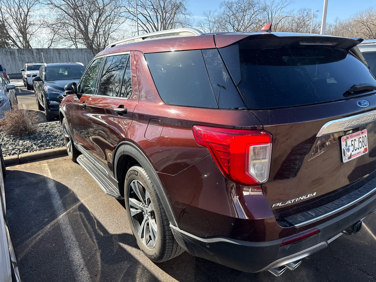 Used 2020 Ford Explorer Platinum image 4