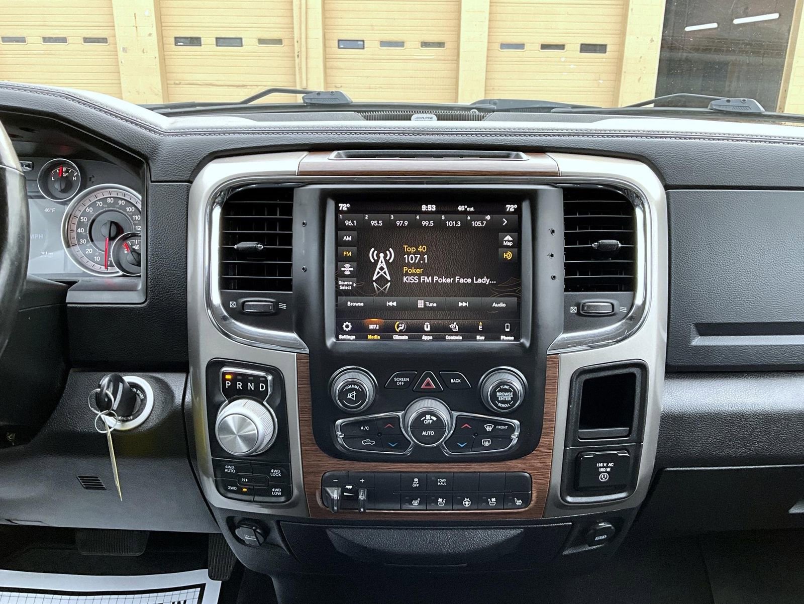 Used 2018 RAM 1500 Laramie image 14