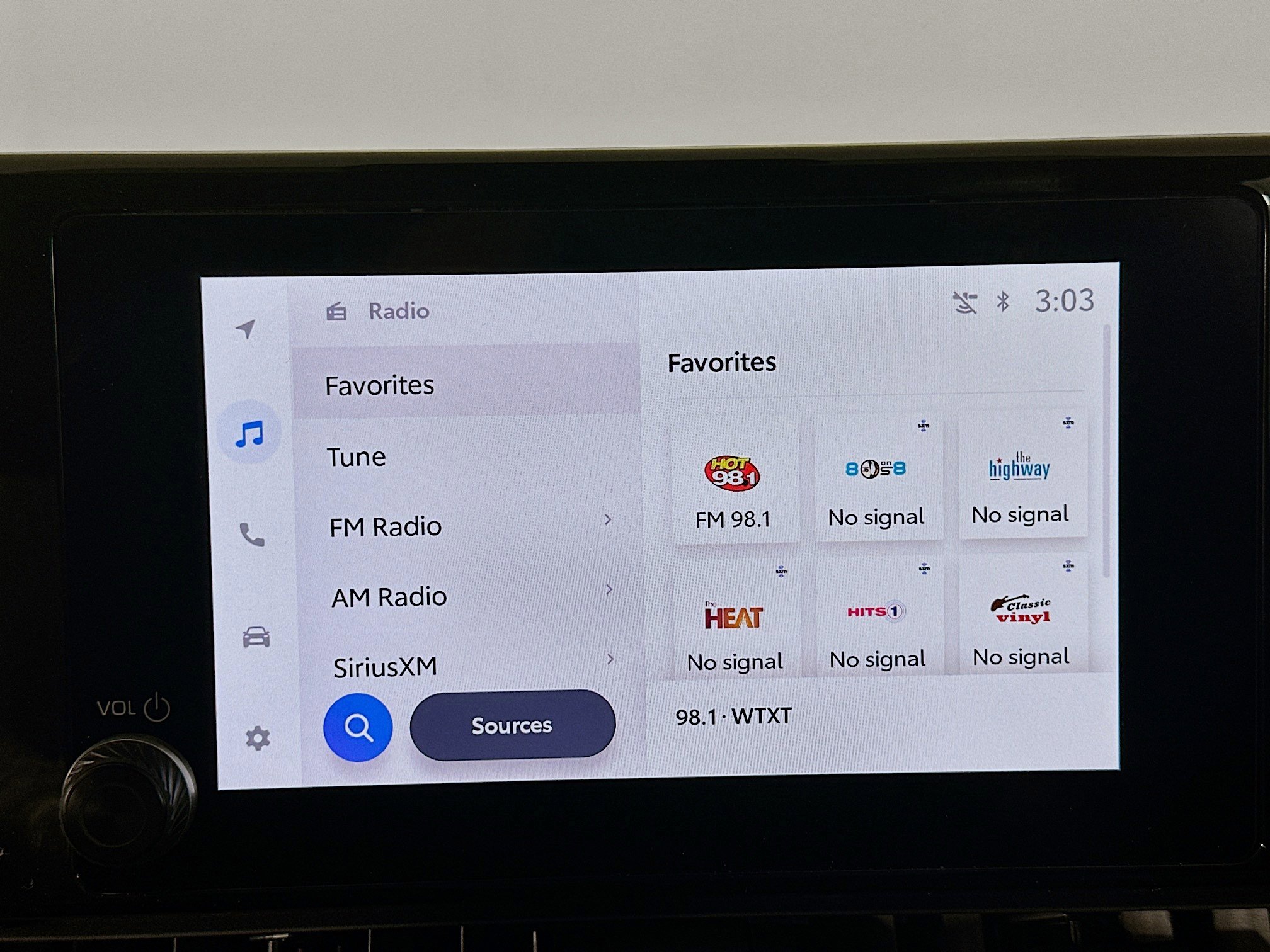 Used 2025 Toyota RAV4 XLE w/ Convenience Package image 21
