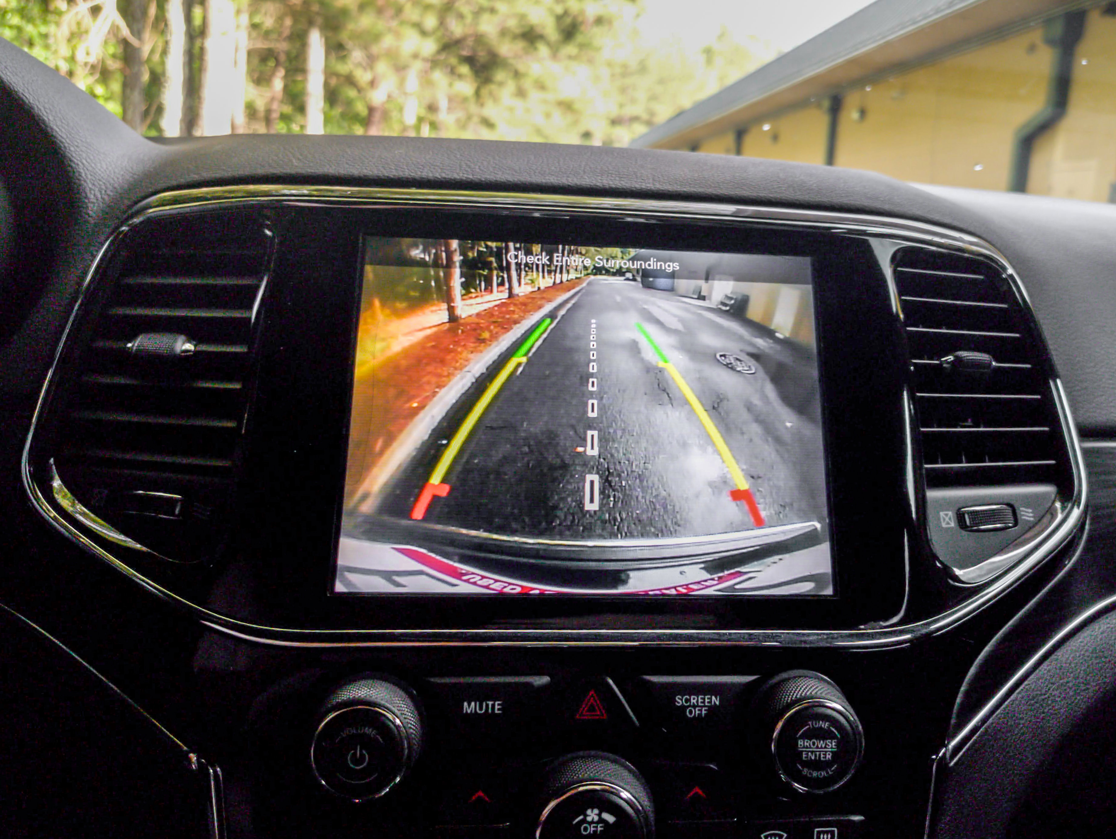 Used 2019 Jeep Grand Cherokee Limited w/ Luxury Group II image 10