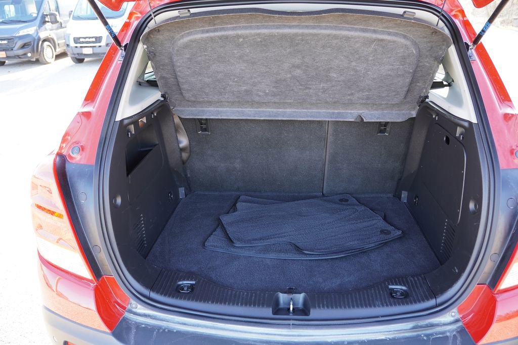 Used 2016 Chevrolet Trax LT w/ LT Sun and Sound Package FWD image 20