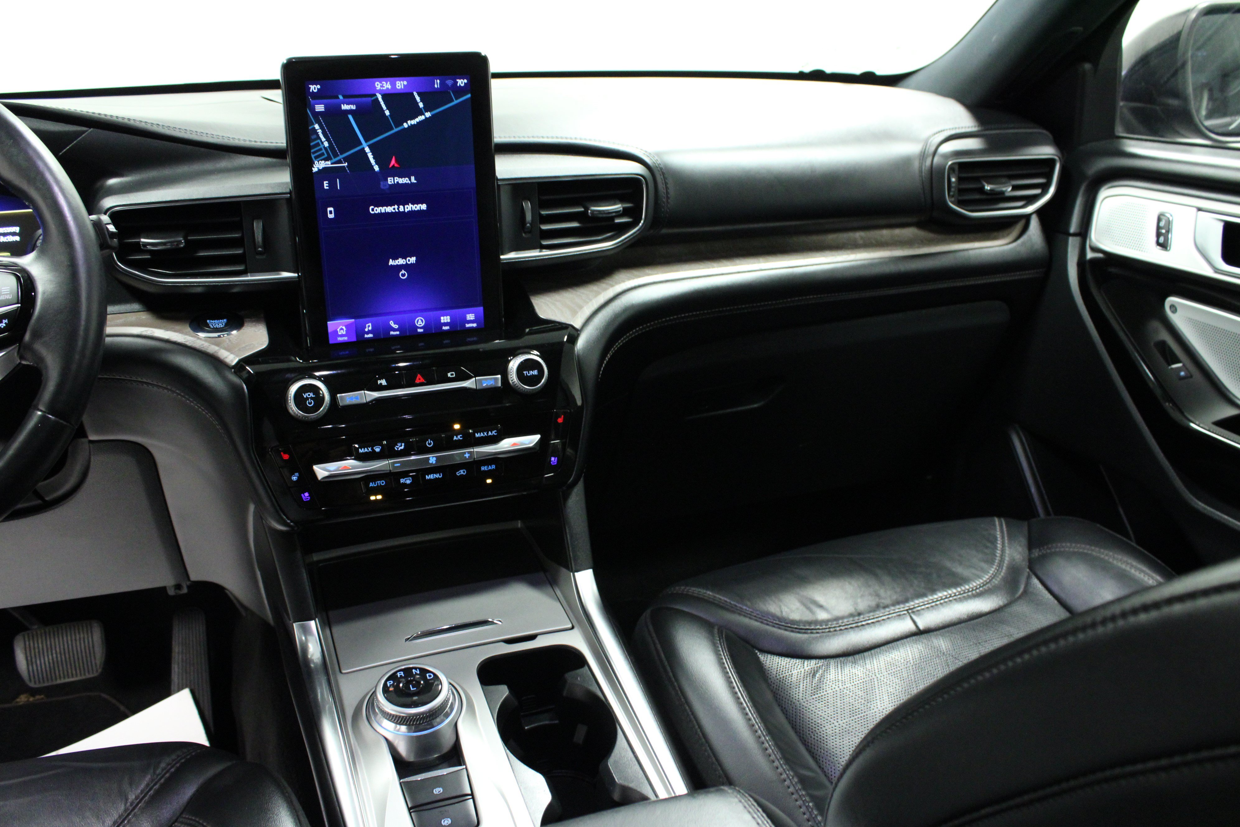 Used 2022 Ford Explorer Platinum w/ Technology Package RWD image 20