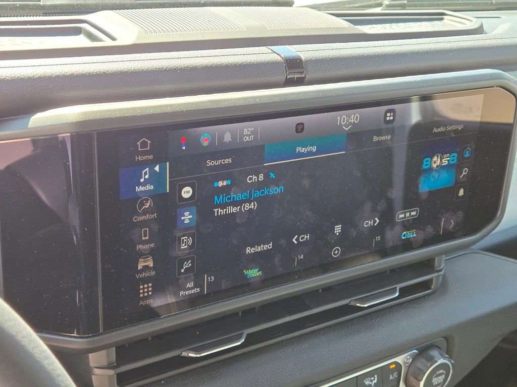 Used 2025 Jeep Wrangler Sport image 10