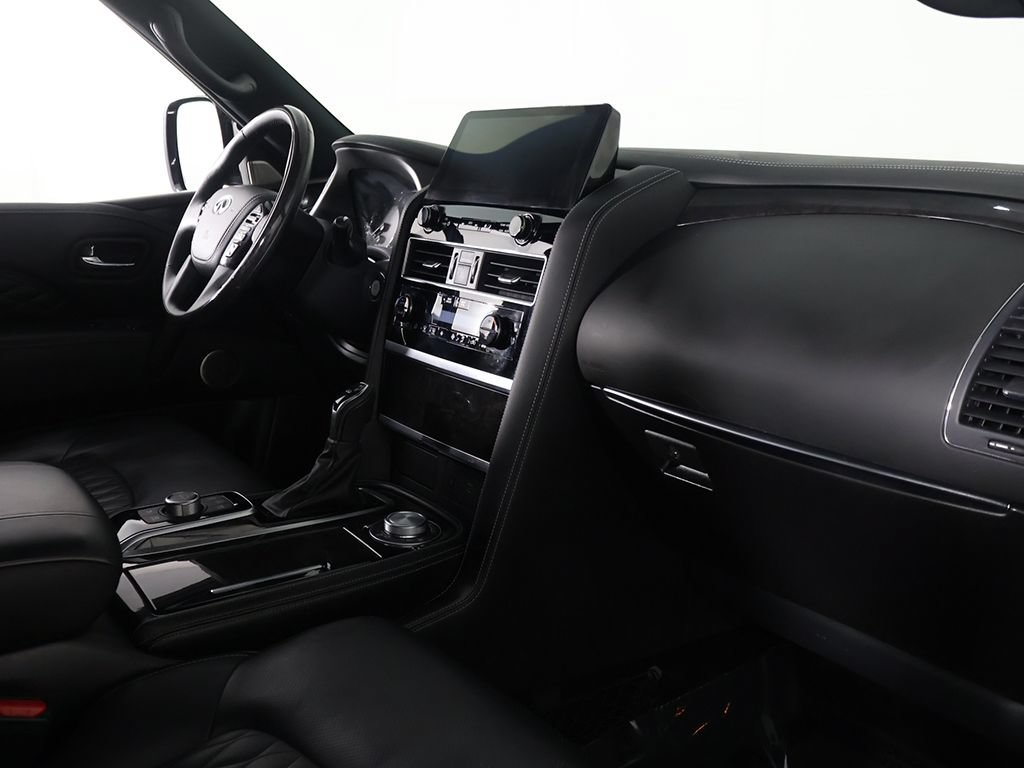 Used 2024 INFINITI QX80 Sensory AWD/4WD image 32