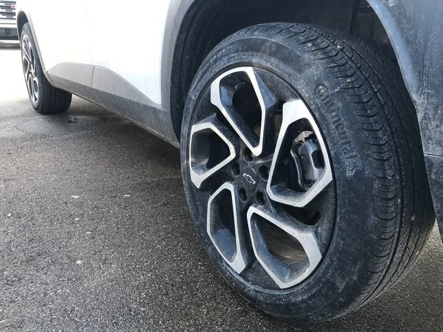 Certified 2024 Chevrolet Trax RS w/ Driver Confidence Package image 11