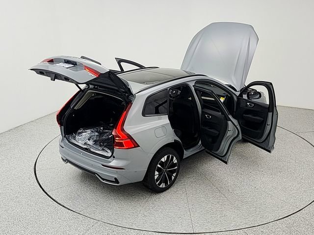 New 2026 Volvo XC60 T8 Plus w/ Climate Package AWD/4WD image 39