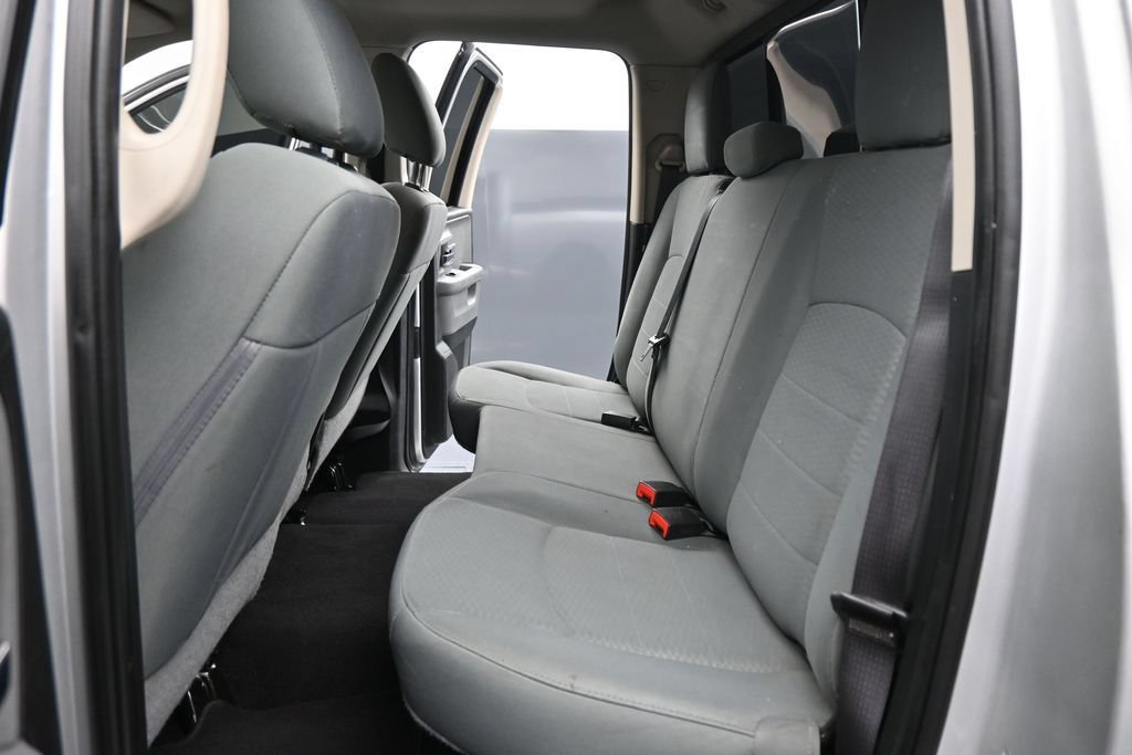 Used 2018 RAM 1500 Classic SLT RWD image 14
