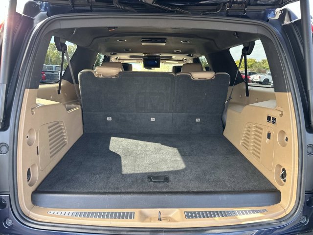 Certified 2019 Cadillac Escalade ESV Platinum AWD/4WD image 26