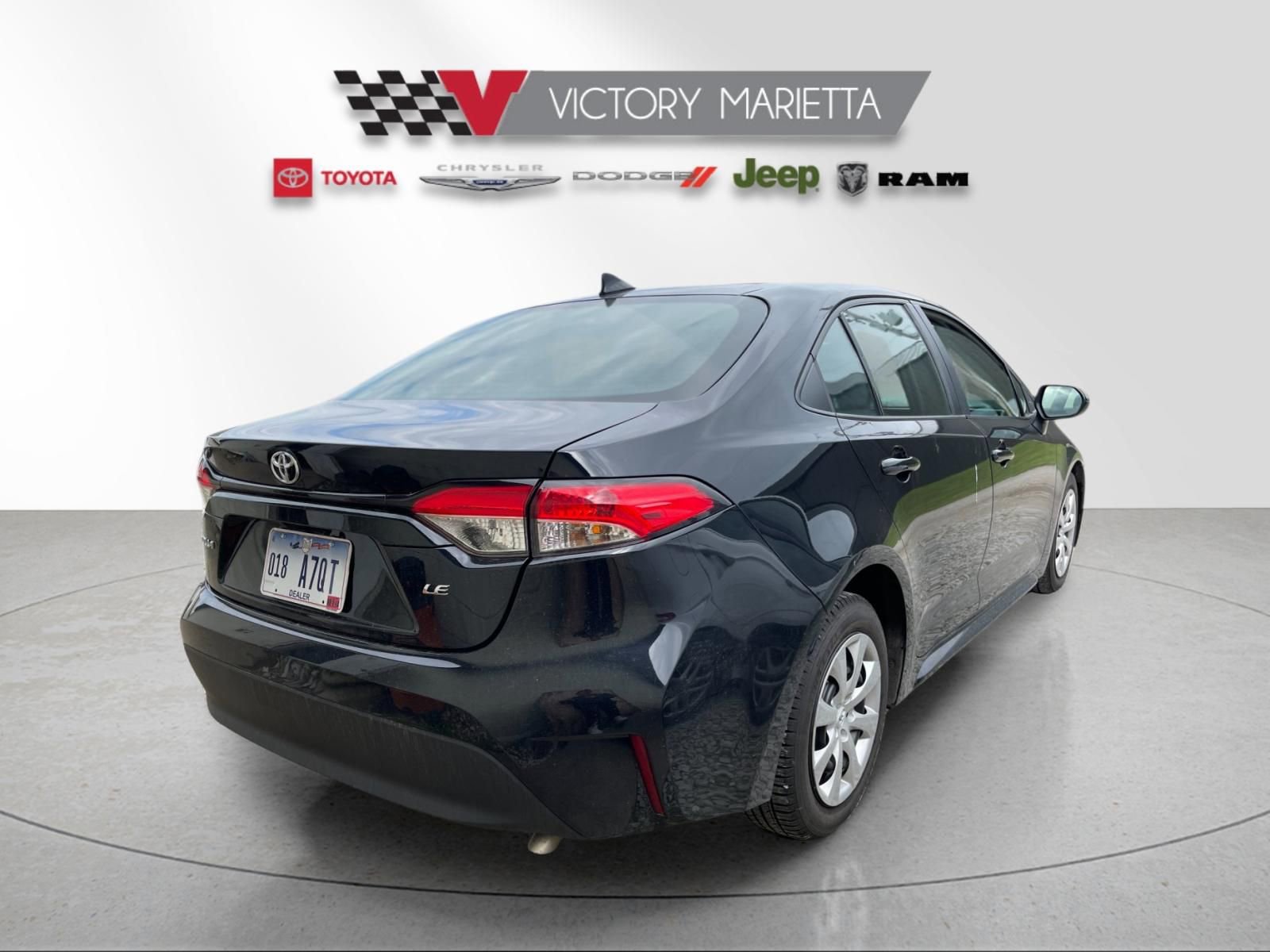 Used 2024 Toyota Corolla LE FWD image 4