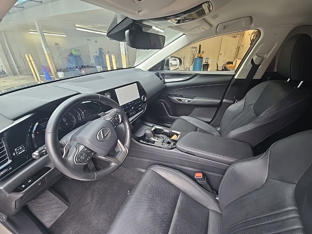 Used 2022 Lexus NX 250 FWD w/ Towing Package (2000 Lbs) image 13