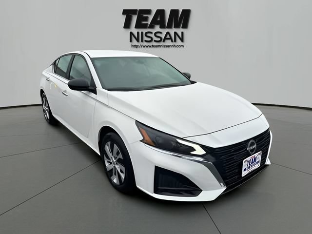 Certified 2025 Nissan Altima 2.5 S FWD image 23