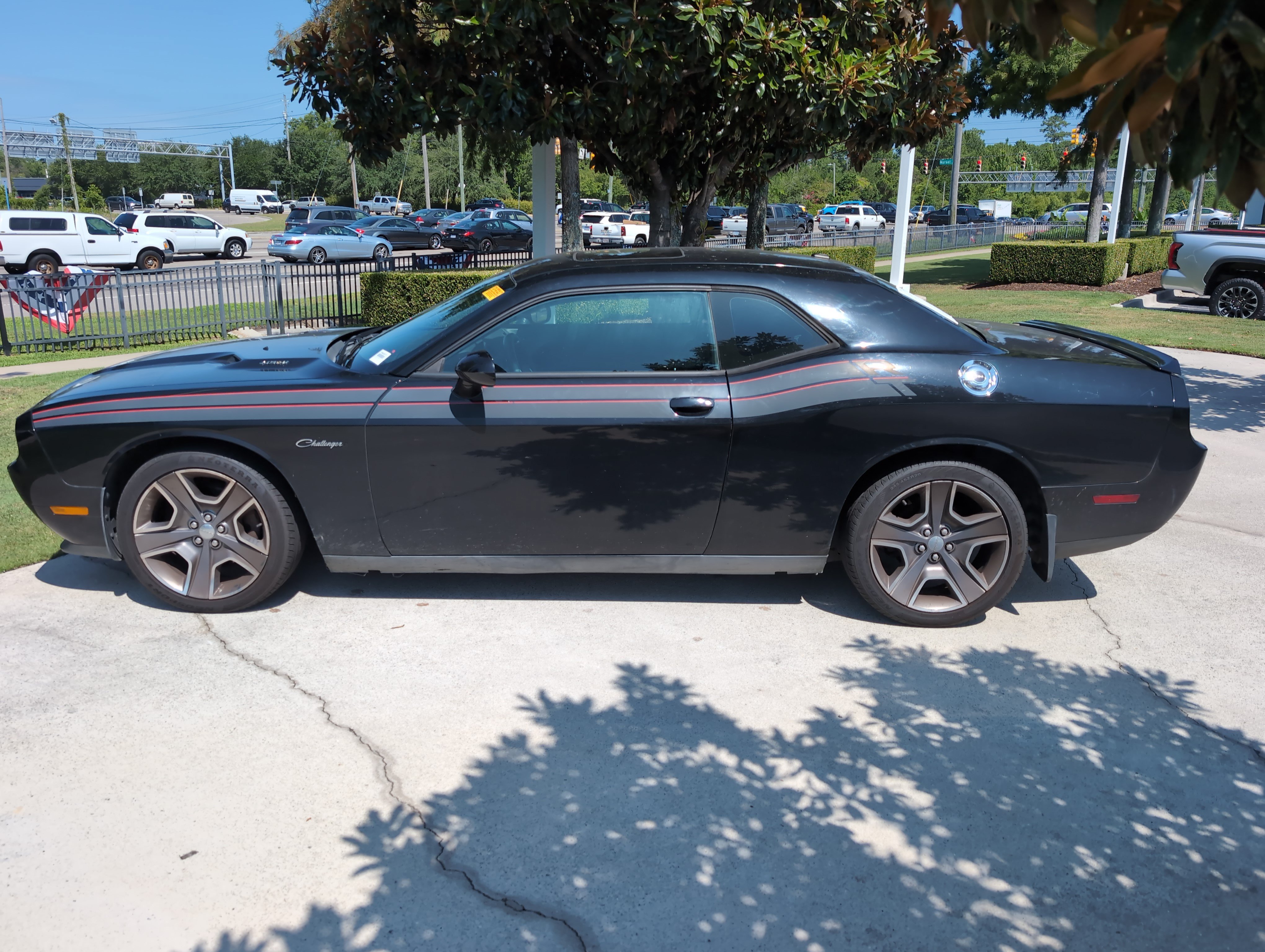 Used 2013 Dodge Challenger R/T RWD image 7