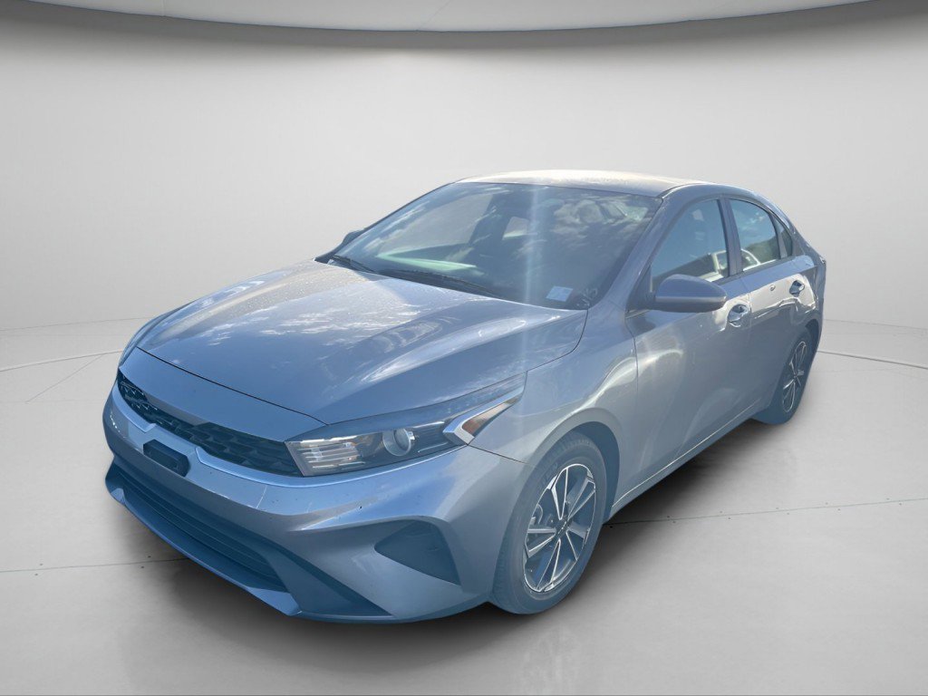 Used 2022 Kia Forte LXS FWD image 6