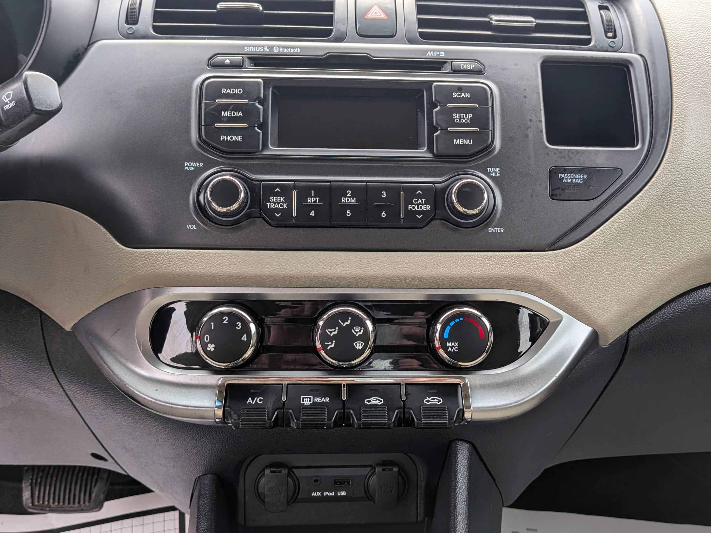 Used 2013 Kia Rio EX FWD image 18