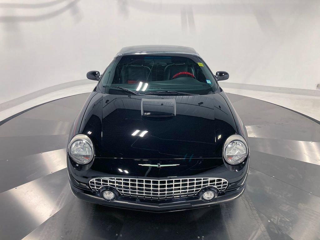 Used 2003 Ford Thunderbird image 23