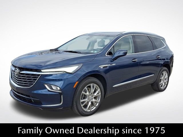 Used 2023 Buick Enclave Essence w/ Experience Buick Package image 3