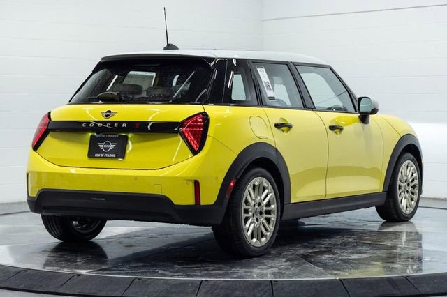 New 2026 MINI Cooper S image 10