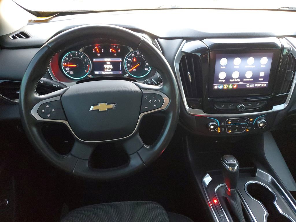 Used 2020 Chevrolet Traverse LT image 31