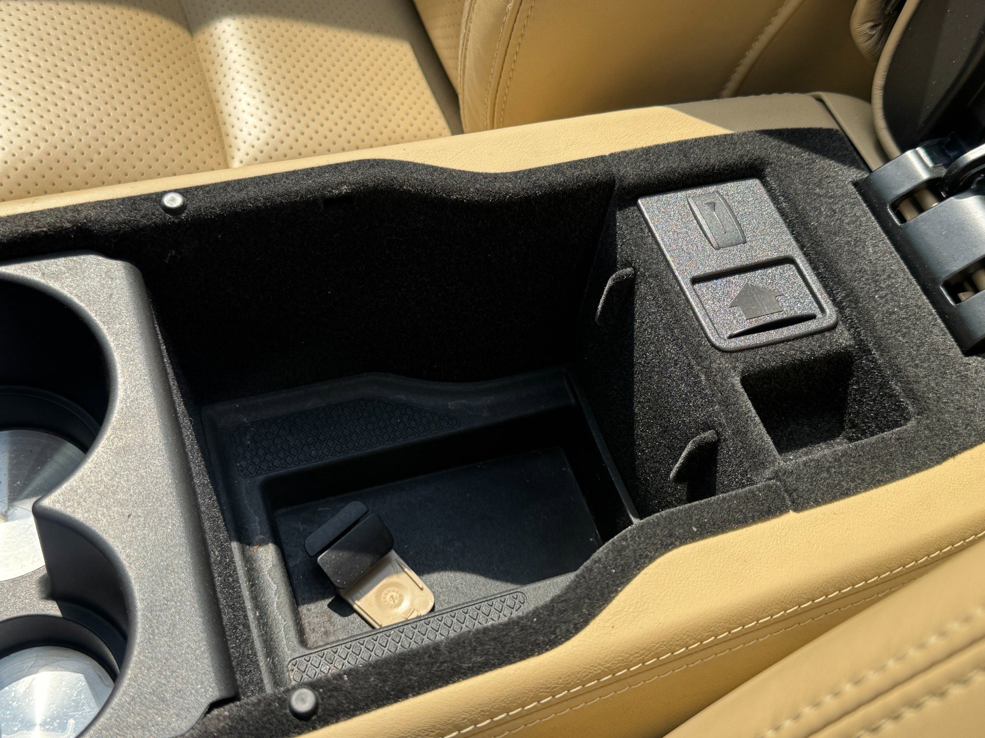 Used 2008 Jaguar XK Convertible image 46