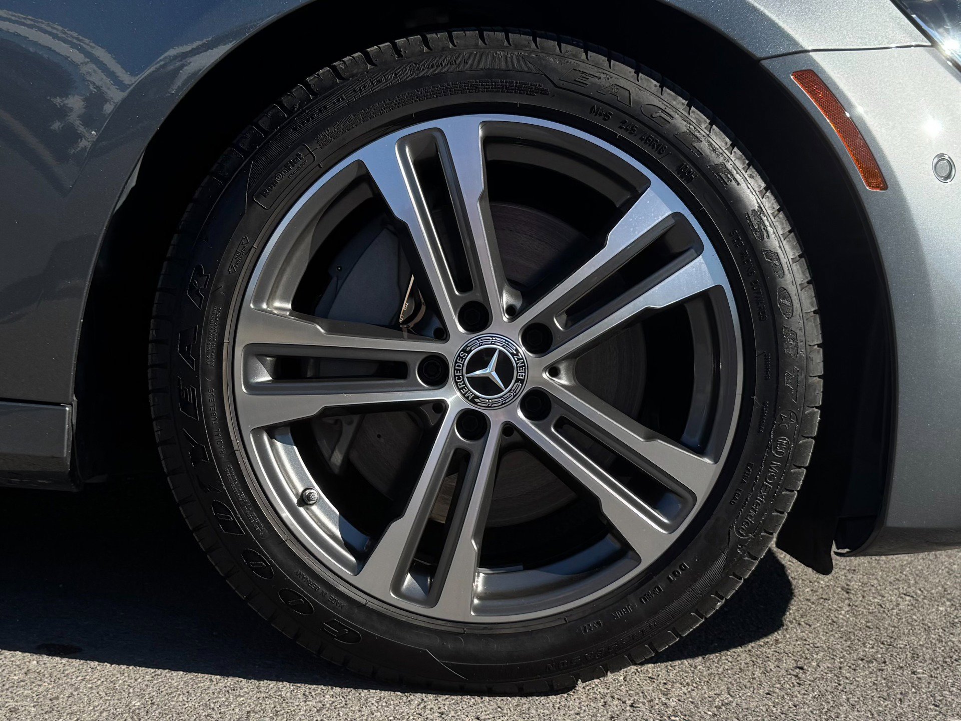 Used 2022 Mercedes-Benz E 350 Sedan image 90