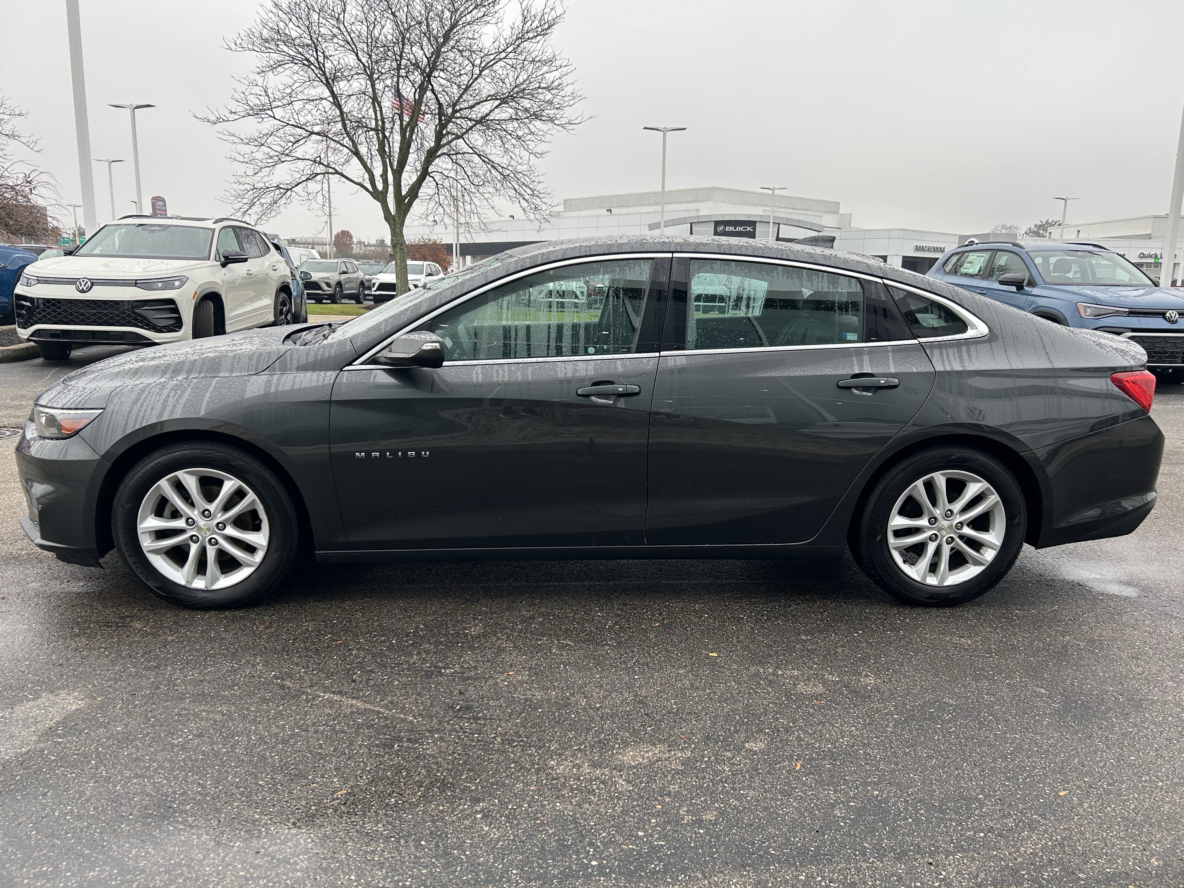 Used 2016 Chevrolet Malibu LT w/ Leather Package image 7