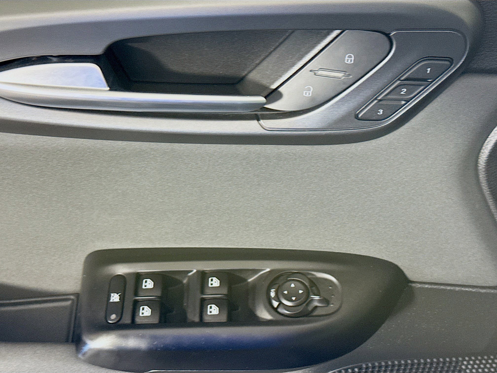 Used 2024 Dodge Hornet R/T image 24