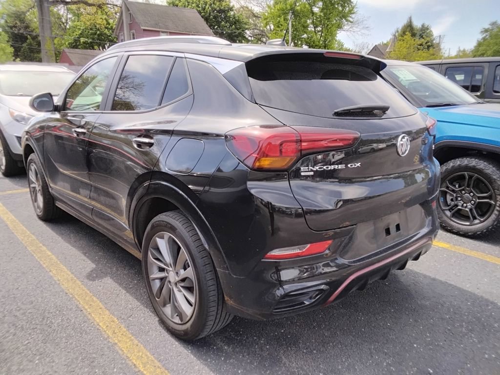 Used 2023 Buick Encore GX Select w/ Sport Touring Package AWD/4WD image 8