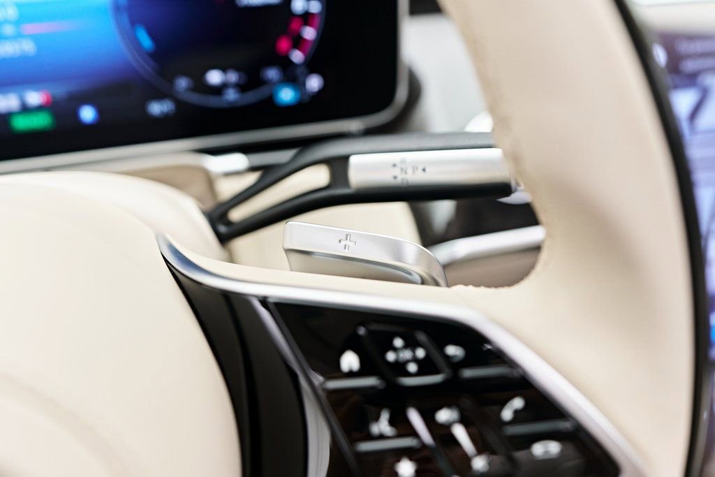 Used 2024 Mercedes-Benz S 580e 4MATIC Sedan image 64