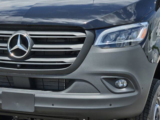New 2025 Mercedes-Benz Sprinter 2500 image 8