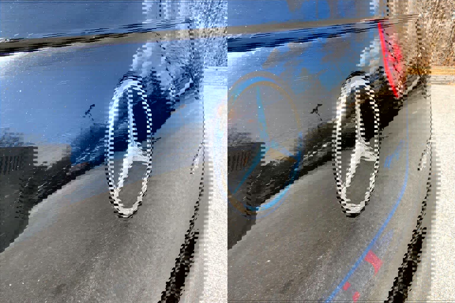 Certified 2023 Mercedes-Benz GLC 300 4MATIC Coupe image 10