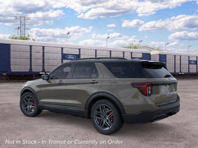 New 2026 Ford Explorer ST-Line w/ ST-Line Street Pack RWD image 4