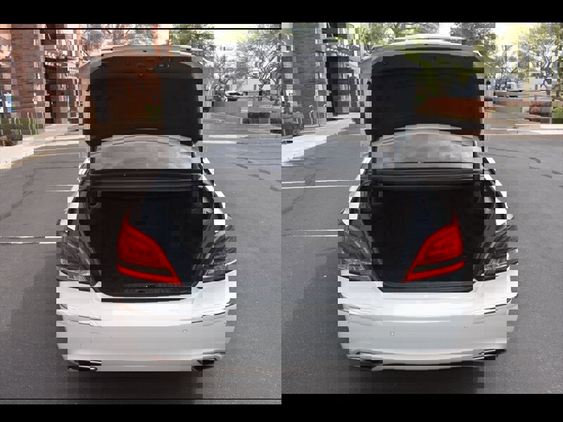 Used 2013 Hyundai Equus Ultimate image 24