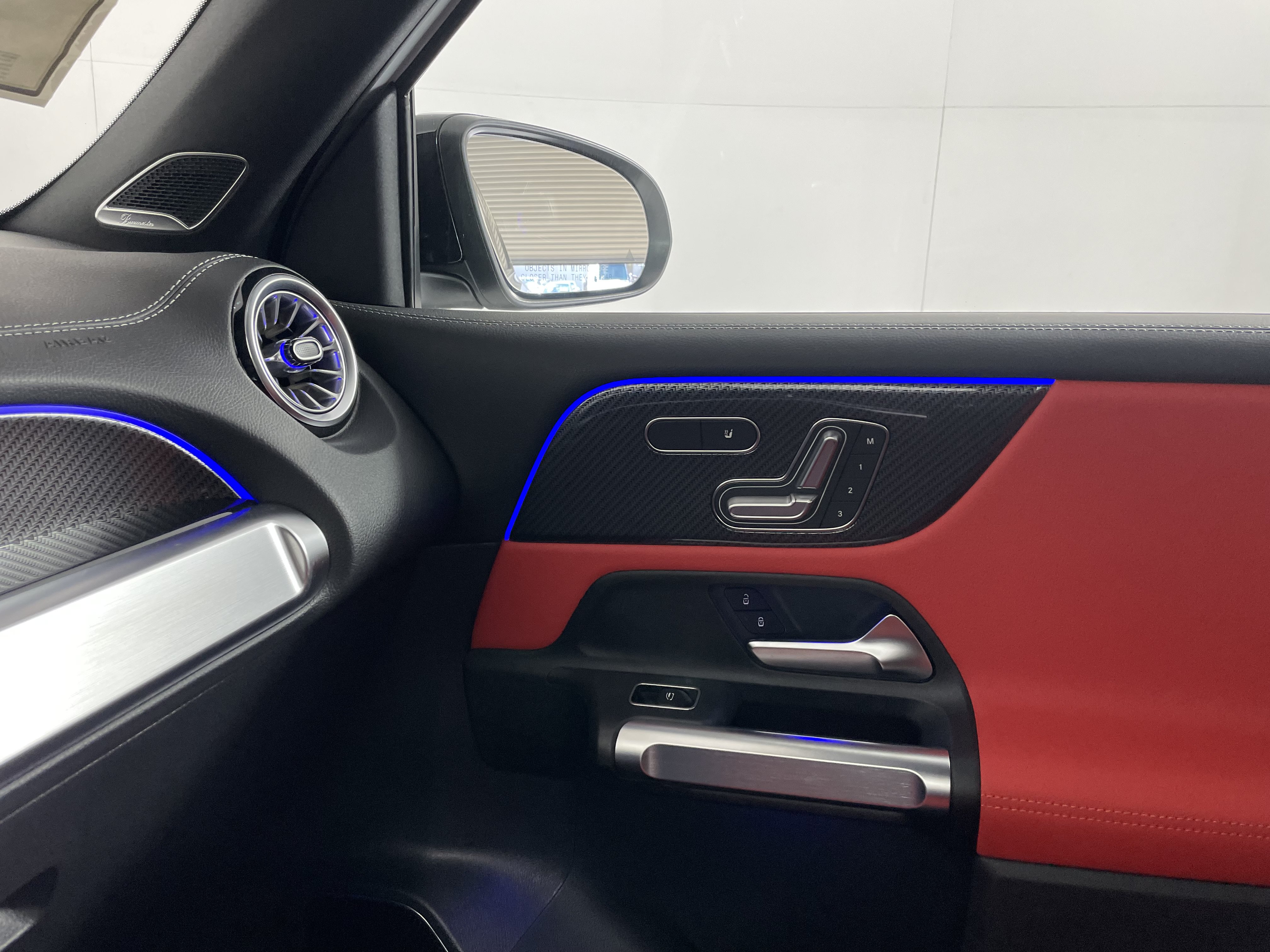 New 2026 Mercedes-Benz GLB 35 AMG 4MATIC image 12