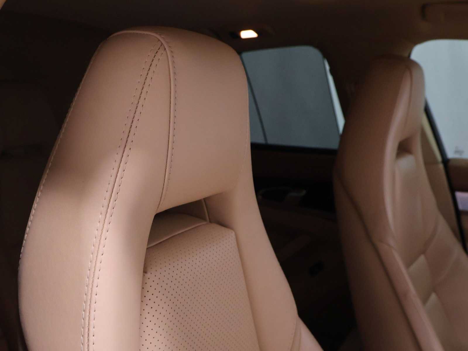 Used 2012 Porsche Panamera S RWD image 21
