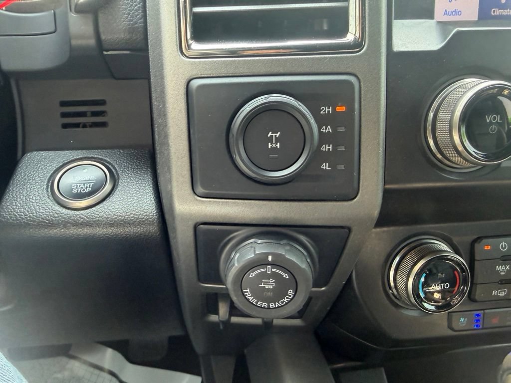 Used 2019 Ford F150 Raptor w/ Equipment Group 802A Luxury AWD/4WD image 38