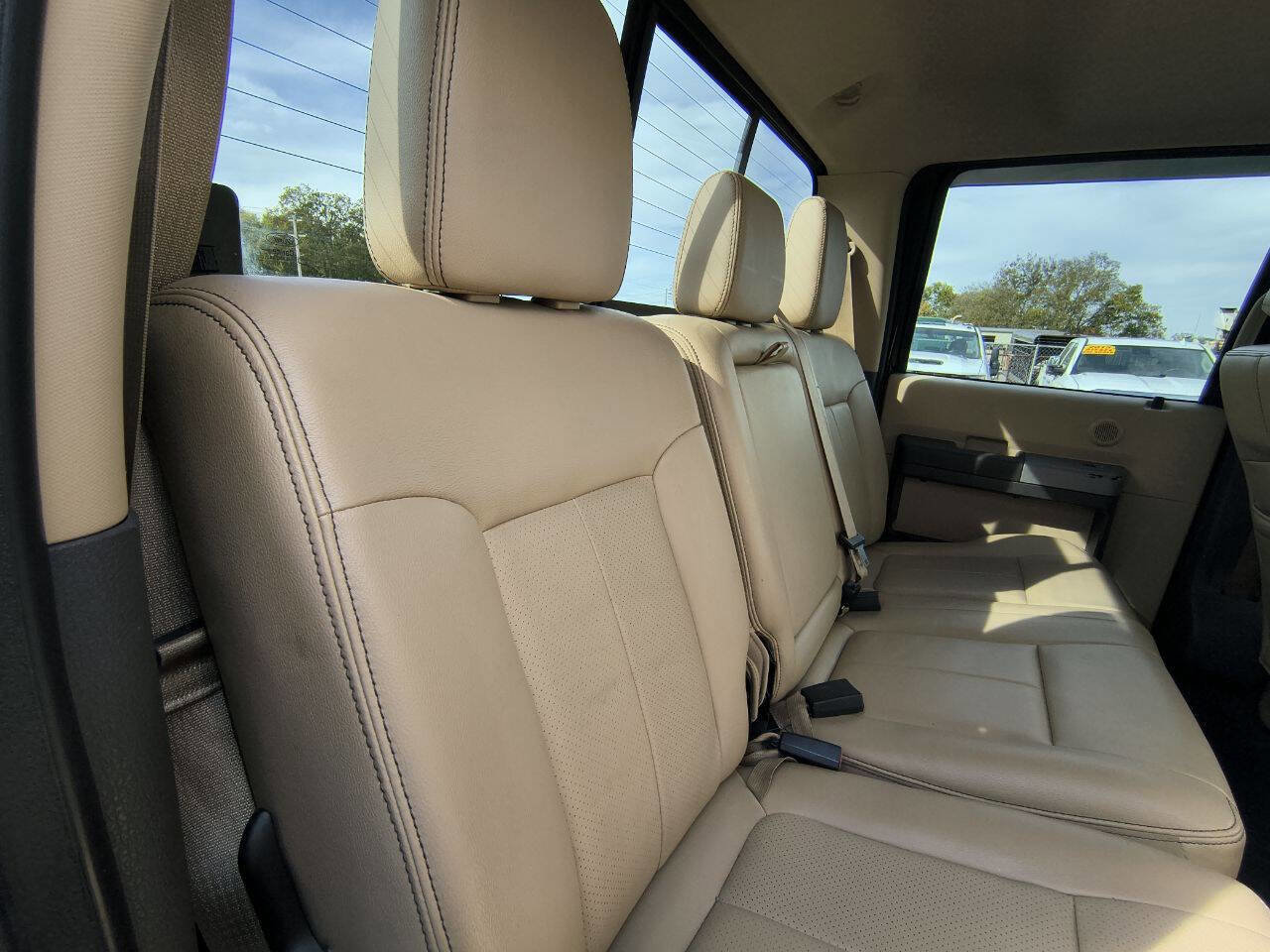 Used 2016 Ford F250 Lariat w/ Lariat Ultimate Package image 27