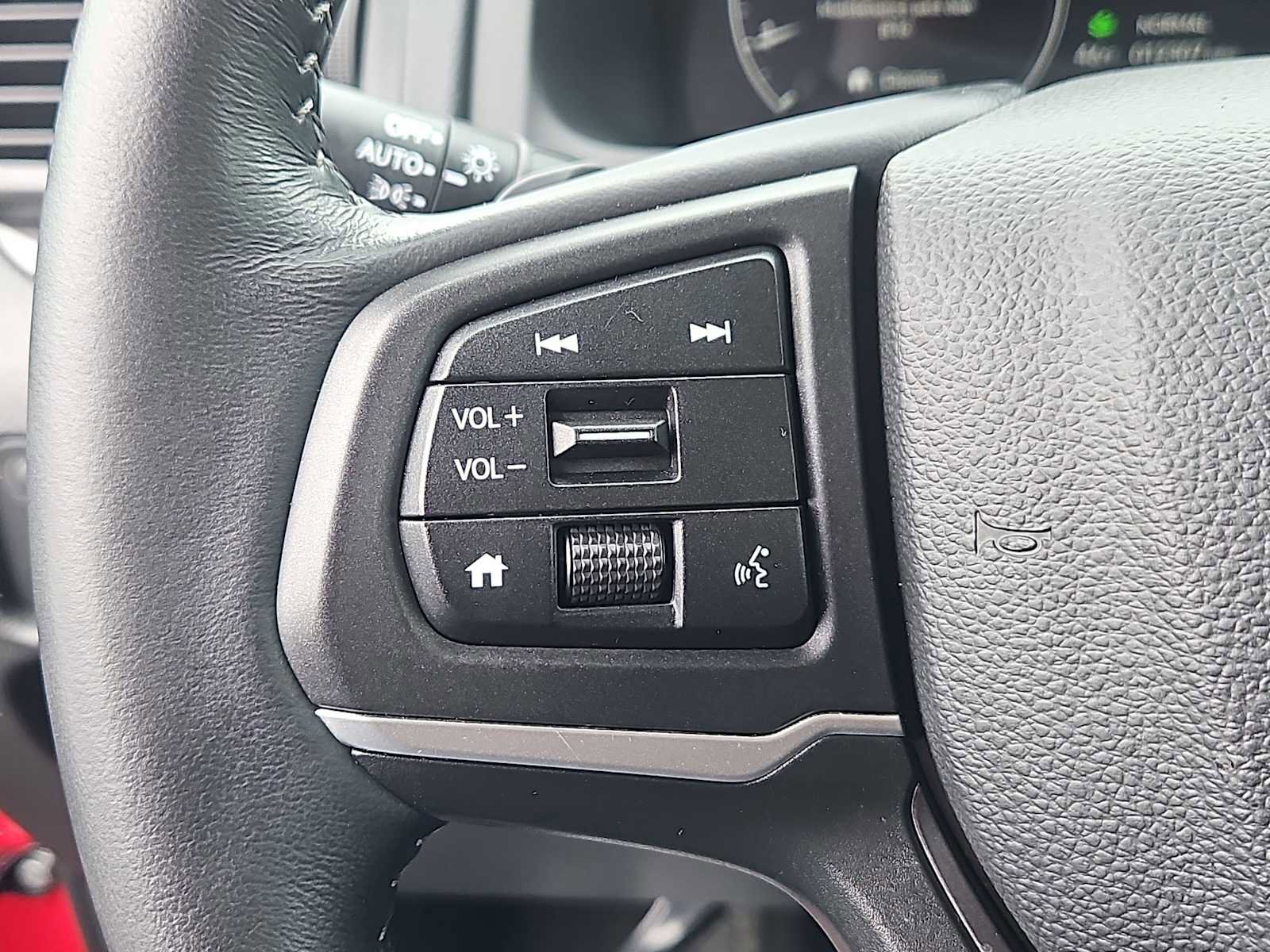 Certified 2025 Honda Ridgeline Sport image 19