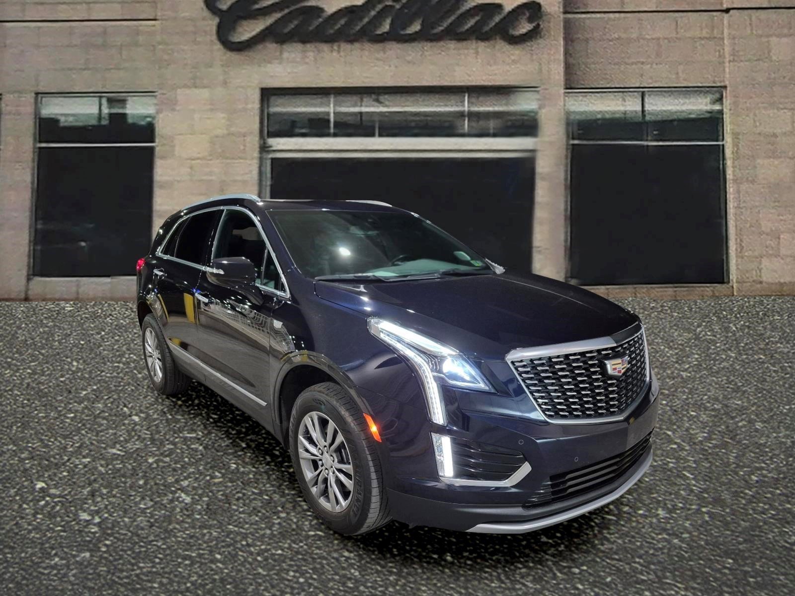 Certified 2022 Cadillac XT5 Premium Luxury AWD/4WD image 6