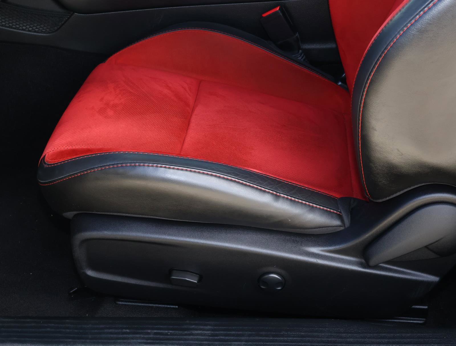 Used 2023 Dodge Challenger R/T Scat Pack image 11