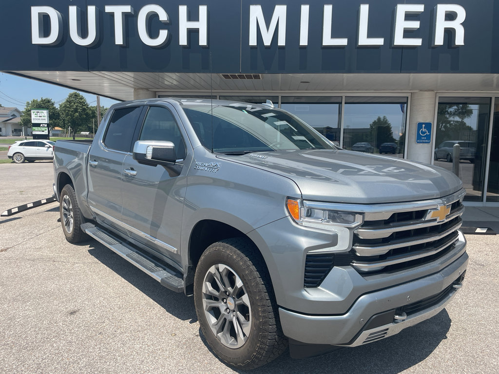Used 2025 Chevrolet Silverado 1500 High Country w/ Z71 Off-Road Package image 1