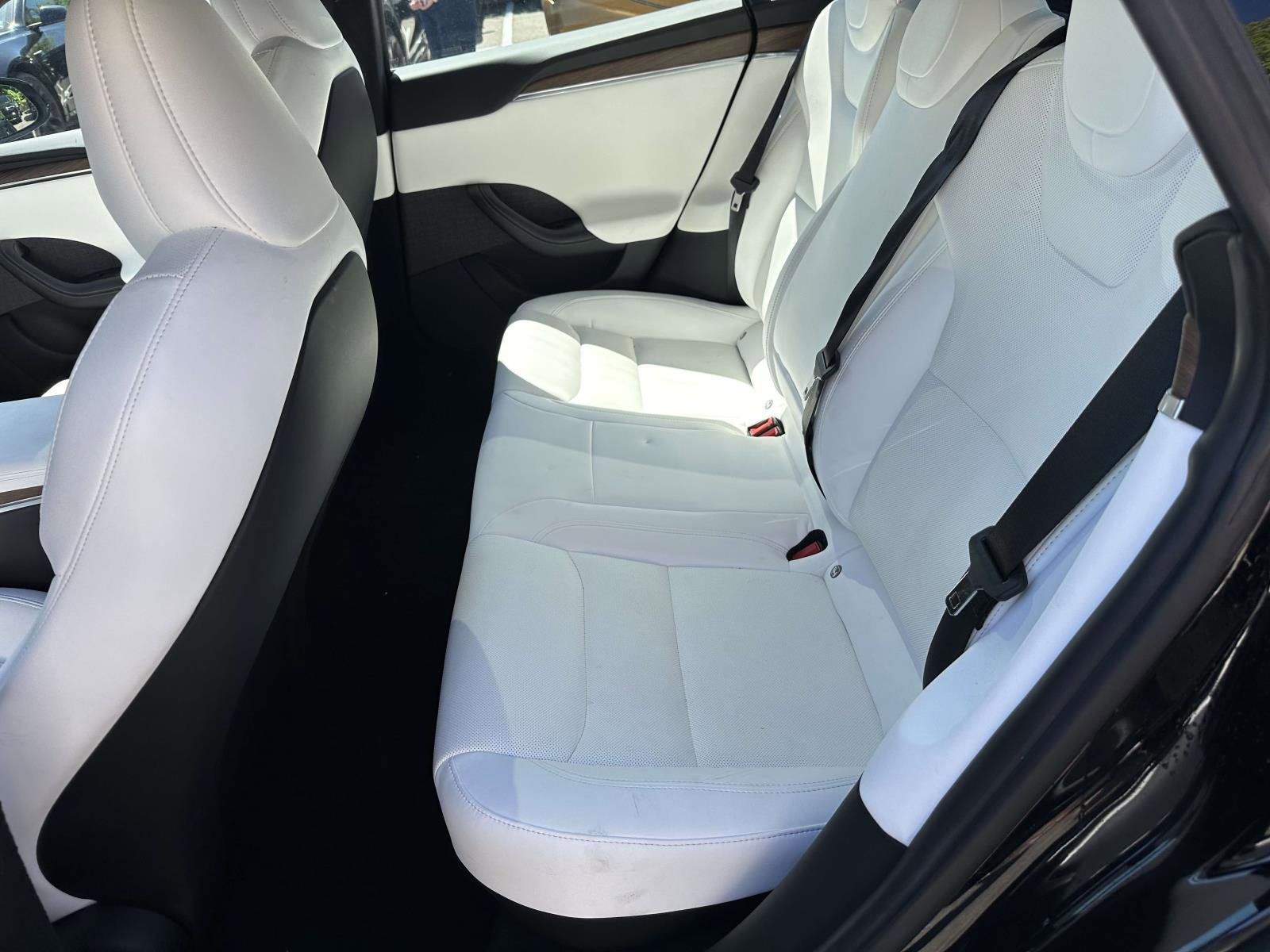 Used 2022 Tesla Model S AWD/4WD image 18