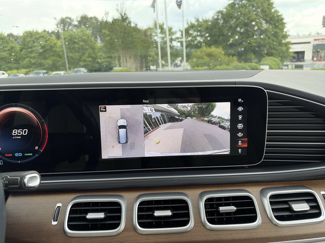 Used 2021 Mercedes-Benz GLS 450 4MATIC image 25