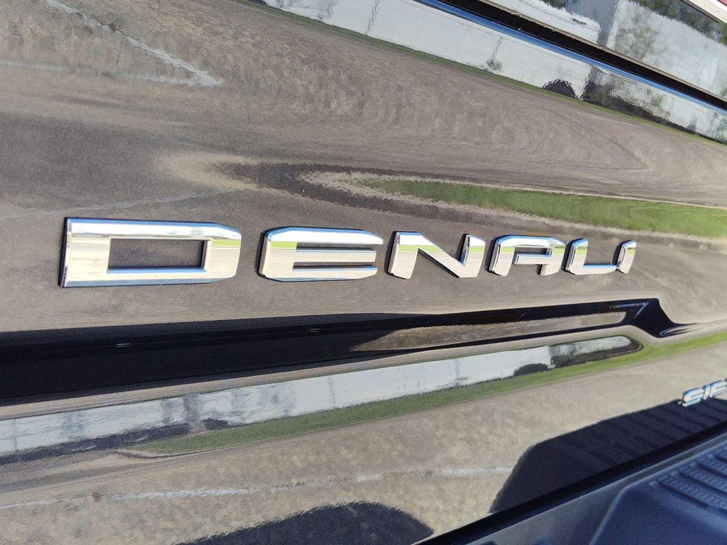 Used 2022 GMC Sierra 1500 Denali image 9