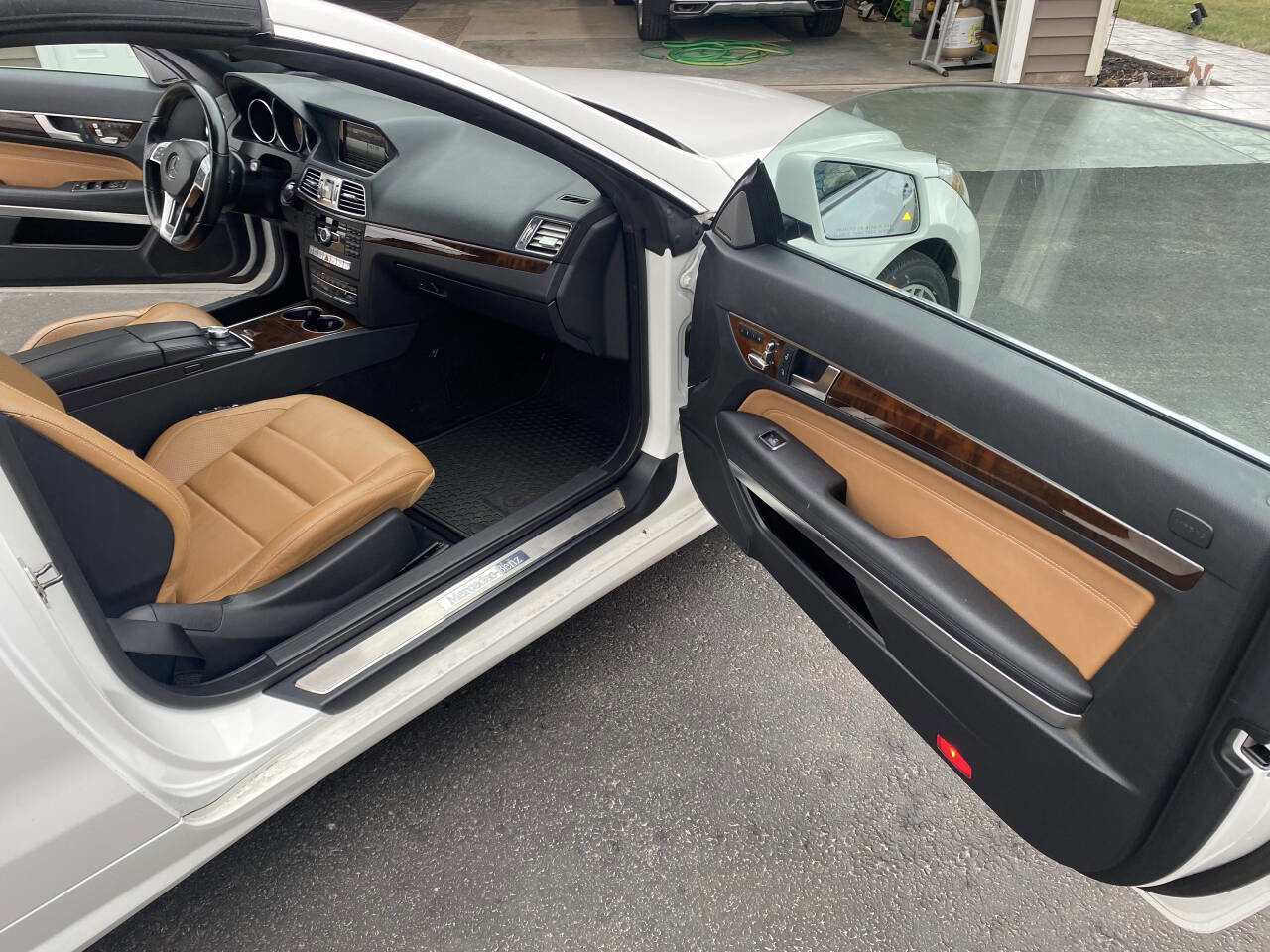Used 2014 Mercedes-Benz E 550 Cabriolet image 10