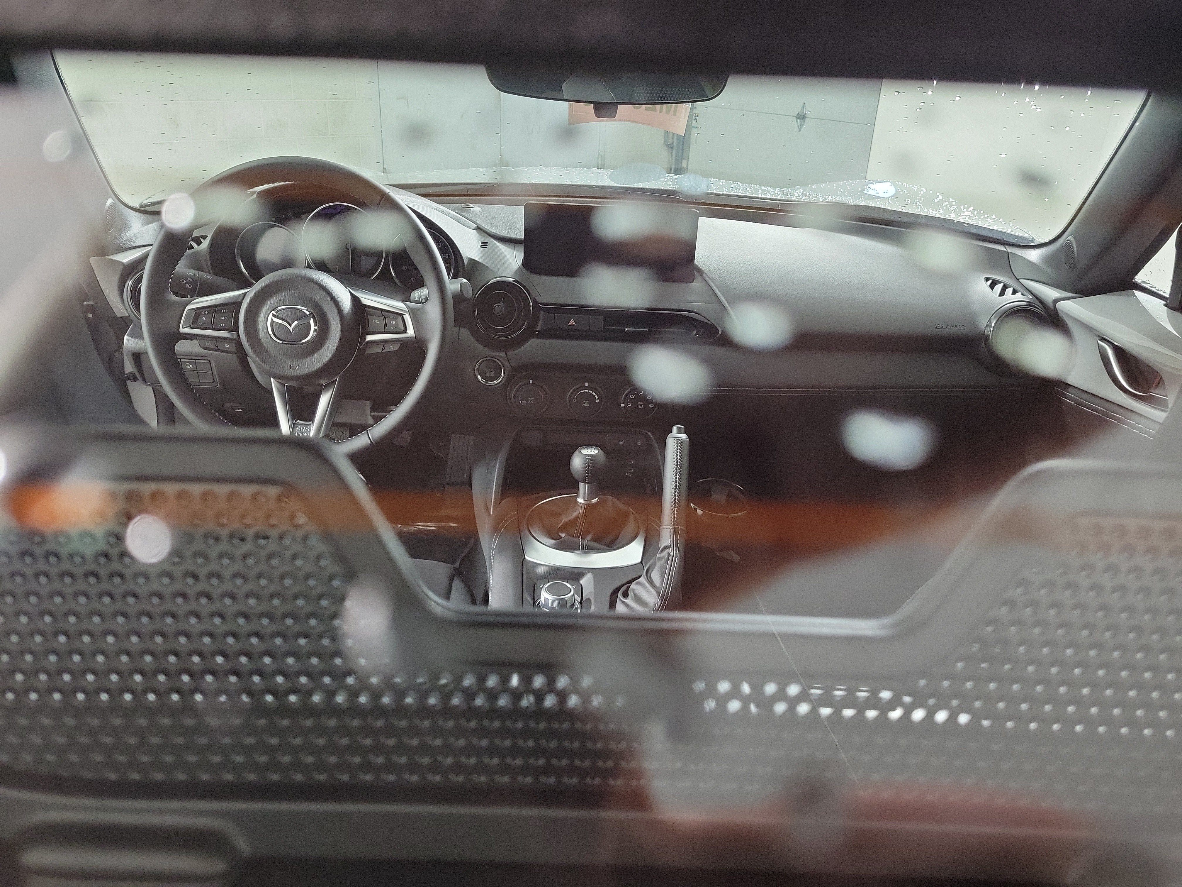 New 2026 MAZDA MX-5 Miata Club w/ Weather Package RWD image 13