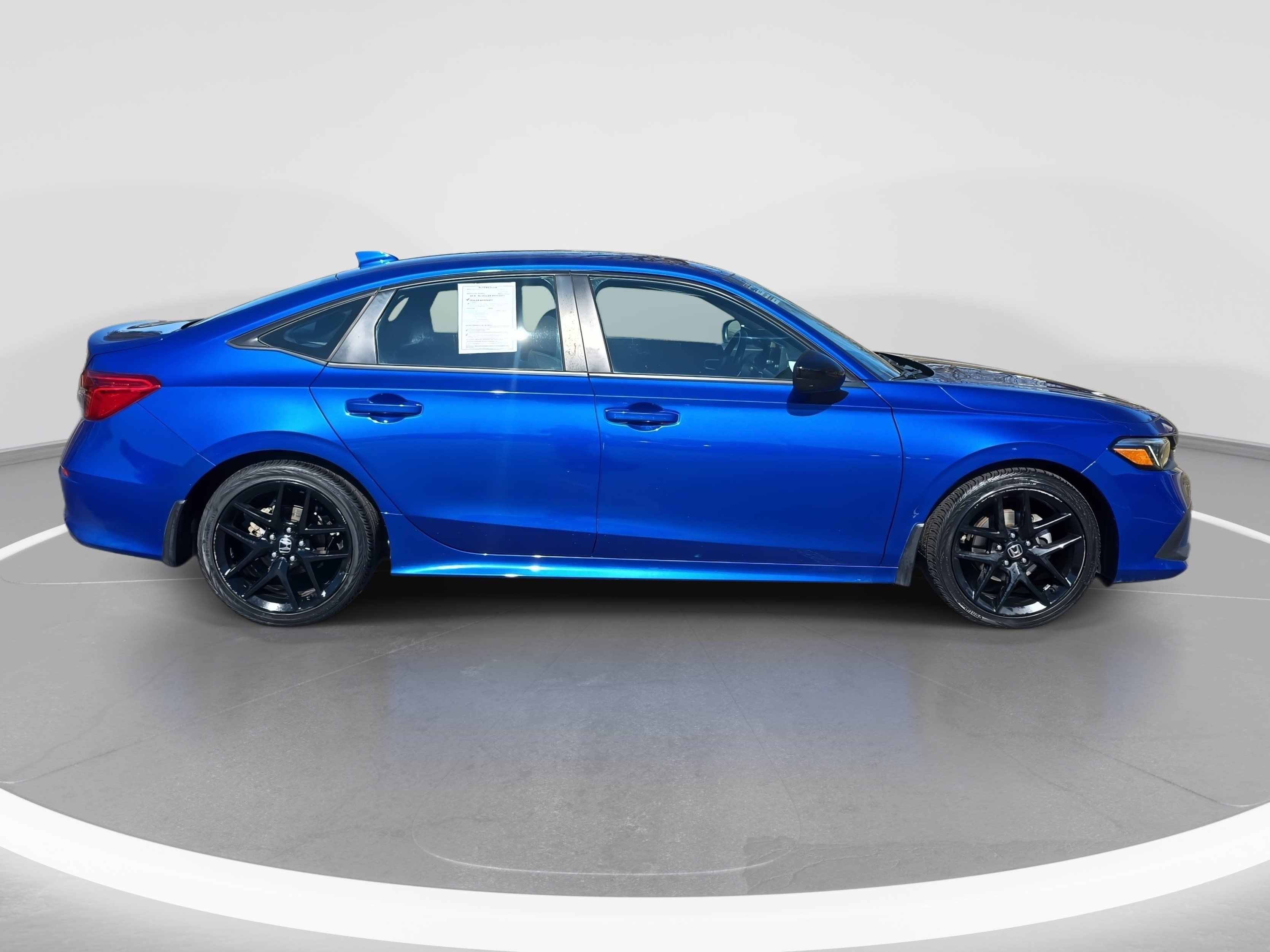 Used 2023 Honda Civic Sport image 4