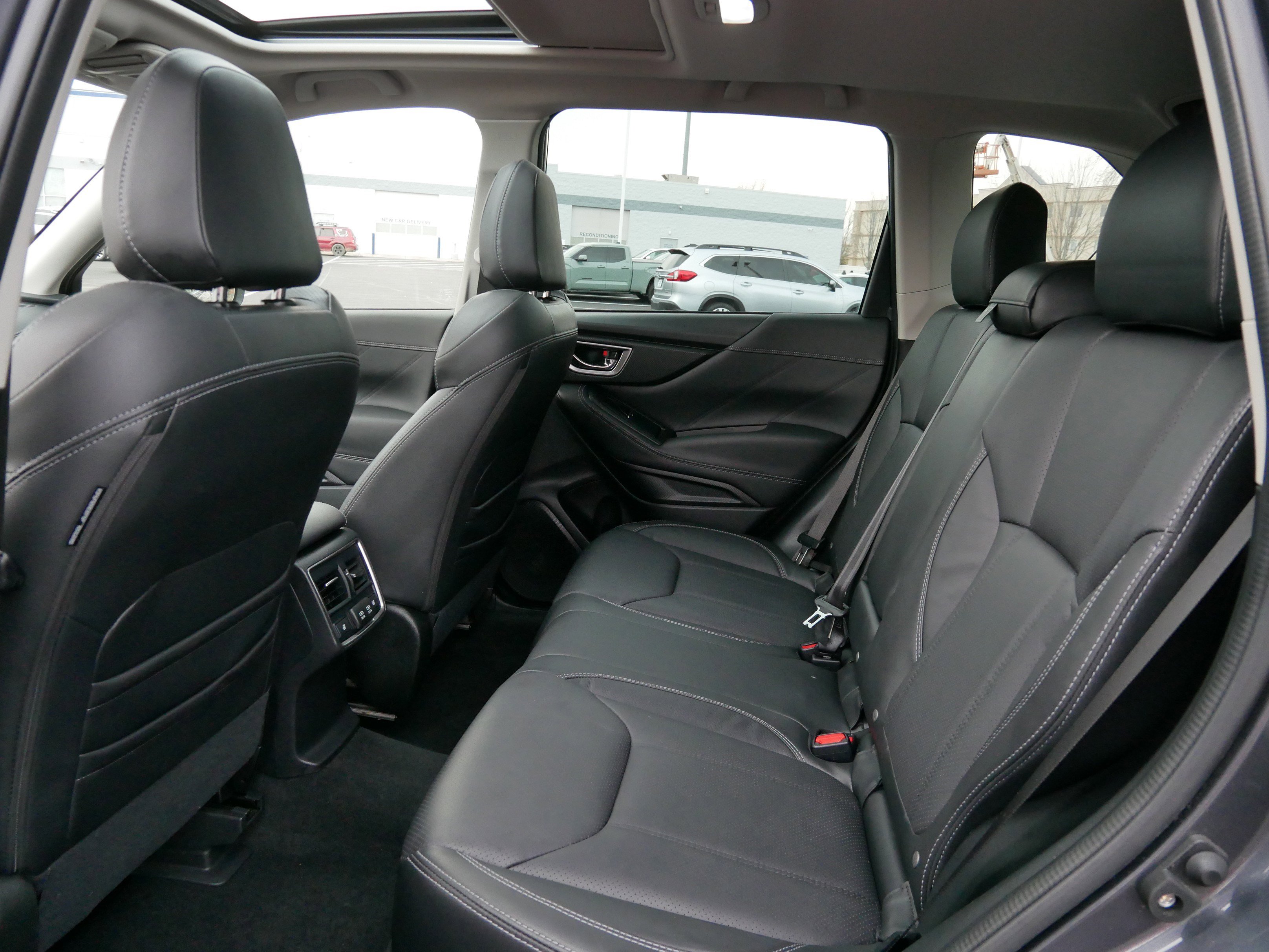 Used 2022 Subaru Forester Touring w/ Popular Package #2 image 33