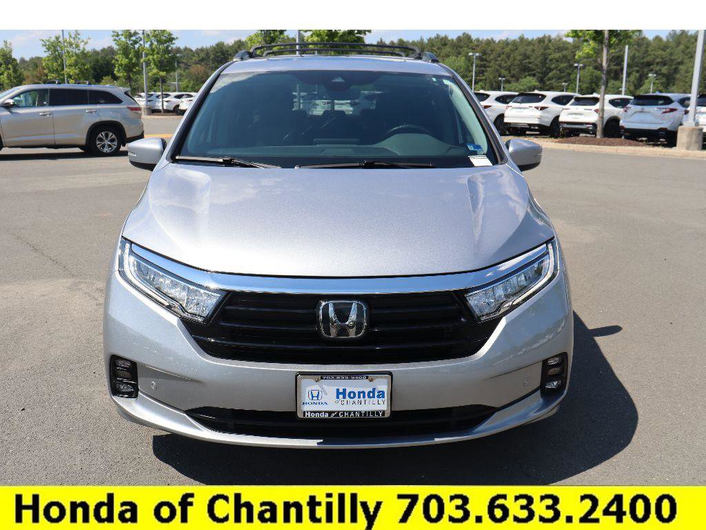 Certified 2024 Honda Odyssey Touring image 2