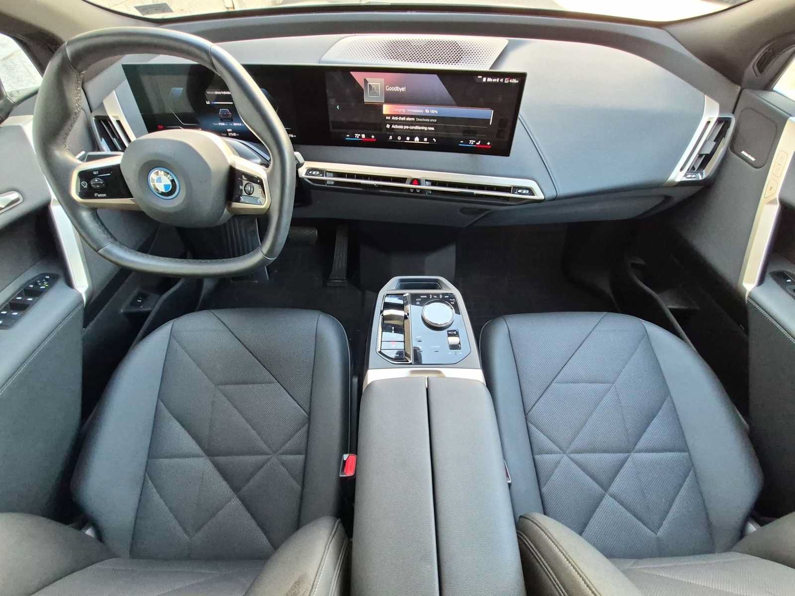 Used 2024 BMW iX xDrive50 AWD/4WD image 15
